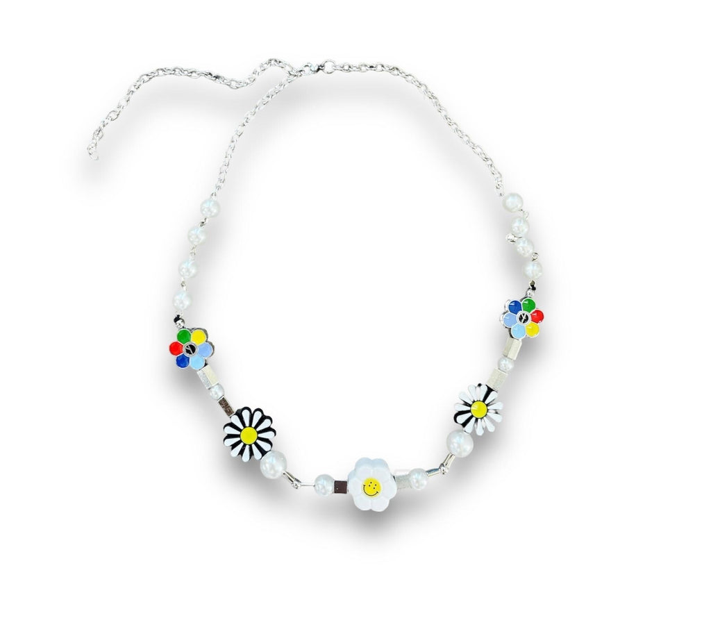 Sunflower & Pearl Necklace